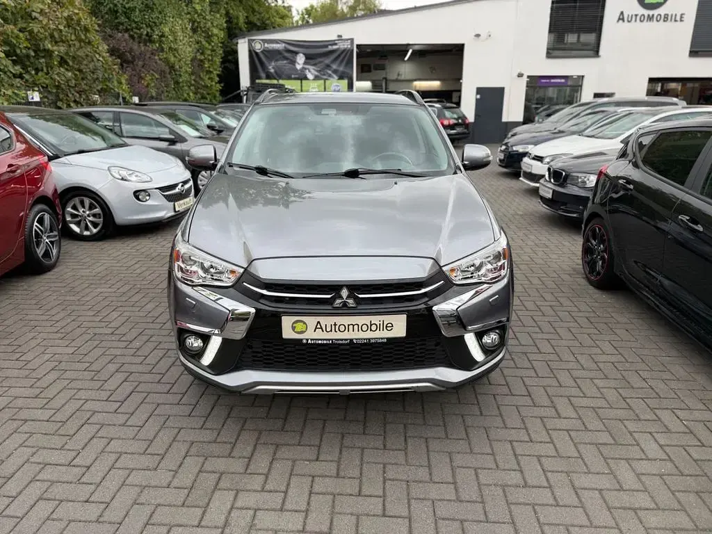 Gebraucht Mitsubishi ASX Diamant Edition 117 PS (86 kW) 2019 Grau SUV