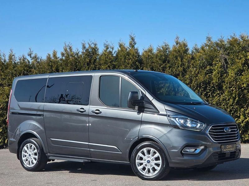 Gebraucht Ford Transit Custom 131 PS (96 kW) 2018 Grau Van / Kleinbus