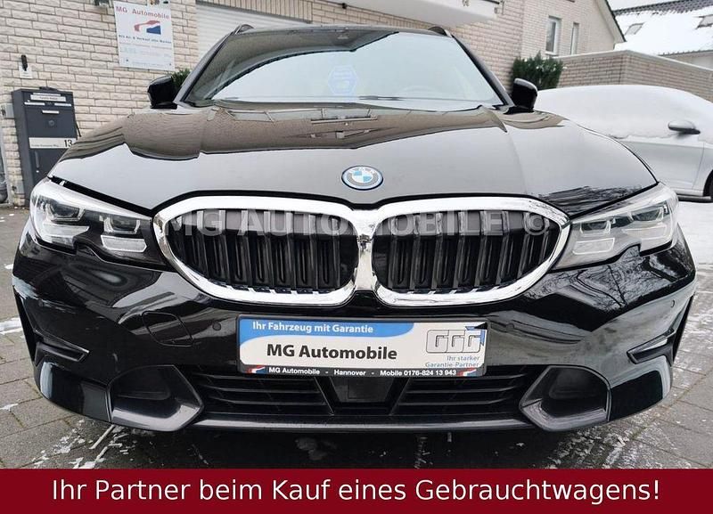 Gebraucht BMW 330e Sport Line 252 PS (185 kW) 2021 Schwarz Kombi