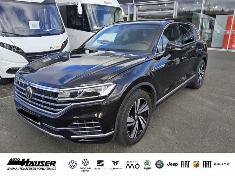 Braun Gebraucht 2018 VW Touareg Atmosphere SUV | 33.985 € (Guter Preis) - Bild 1/3