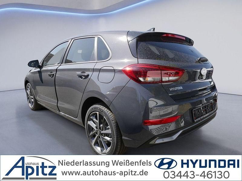 Gebraucht Hyundai i30 Advantage 140 PS (102 kW) 2025 Grau Limousine