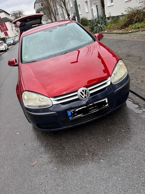 Gebraucht VW Golf IV 75 PS (55 kW) 2004 Rot Kleinwagen