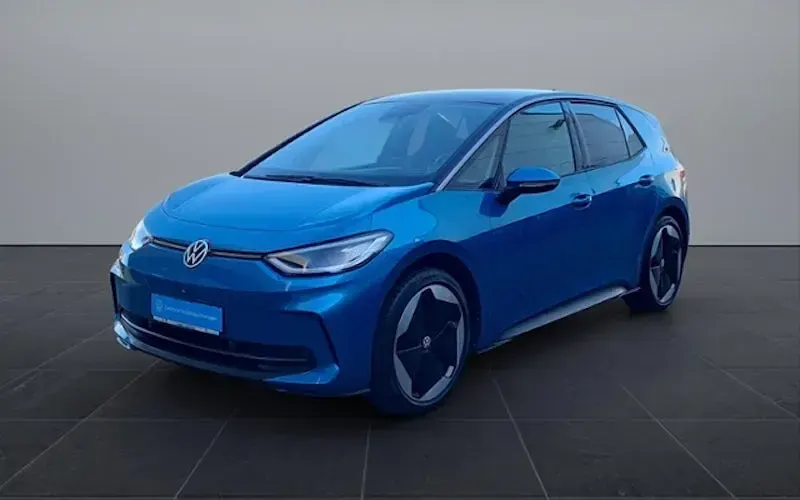 Gebraucht VW ID.3 Pro 169 kW (231 PS) 2025 Costa azul metallic Kleinwagen