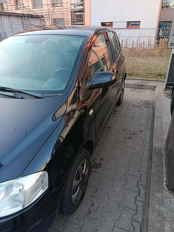 Gebraucht VW Fox 55 PS (40 kW) 2005 Schwarz Kleinwagen