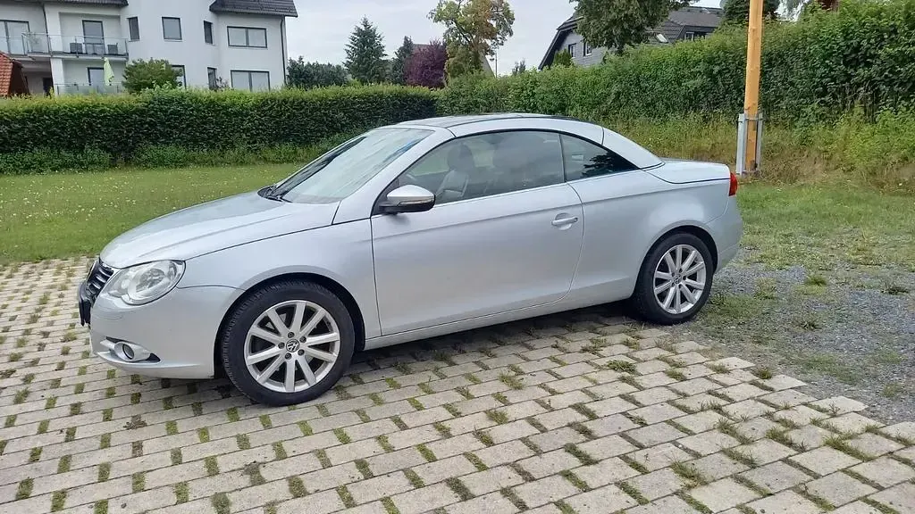 Gebraucht VW Eos Sport 211 PS (155 kW) 2011 Silber Cabrio