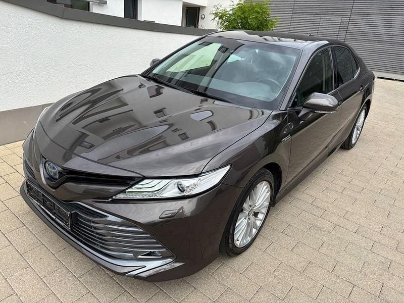 Gebraucht Toyota Camry Hybrid Executive 218 PS (160 kW) 2020 Graphite Limousine