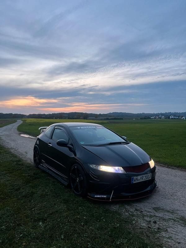Schwarz Gebraucht 2007 Honda Civic Type R Coupé | 8.000 € - Bild 1/4