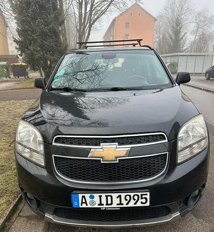 Schwarz Gebraucht 2011 Chevrolet Orlando LTZ Van / Kleinbus | 2.890 € (Superpreis) - Bild 1/4