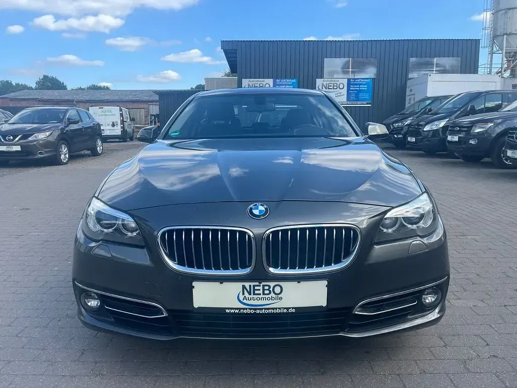 Gebraucht BMW 520 Luxury Line 190 PS (139 kW) 2015 Grau Limousine