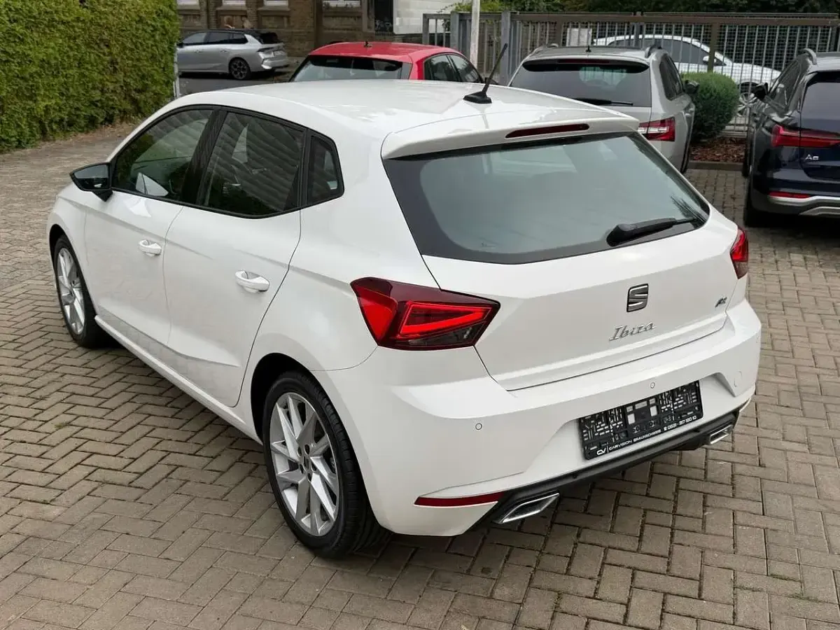 Gebraucht Seat Ibiza FR 150 PS (110 kW) 2022 Weiß Kleinwagen