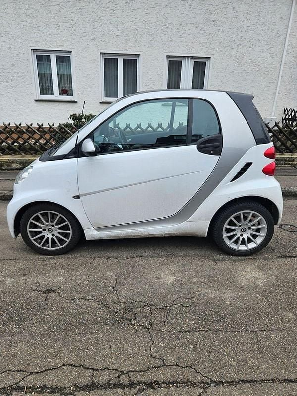 Gebraucht Smart ForTwo Coupé 71 PS (52 kW) 2011 Silber Coupé