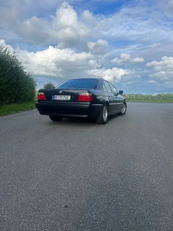 Occasion BMW 740 Shadowline 286 ch (210 kW) 1998 Noir Berline