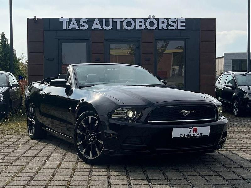 Schwarz Gebraucht 2013 Ford Mustang Cabrio | 15.600 € (Guter Preis) - Bild 1/4