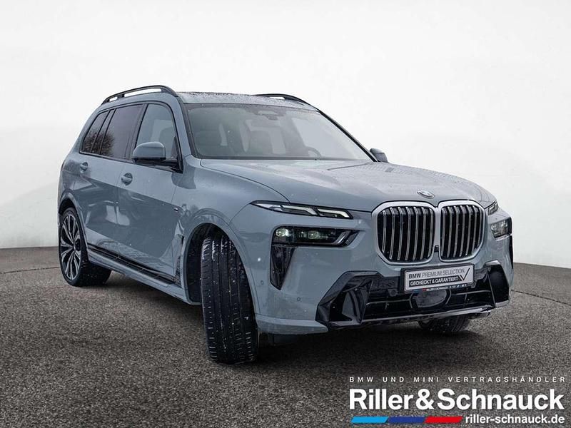 Gebraucht BMW X7 M Sport 340 PS (250 kW) 2025 Brooklyn grey SUV