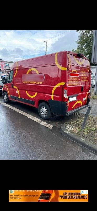 Gebraucht Peugeot Boxer 140 PS (102 kW) 2020 Rot Van