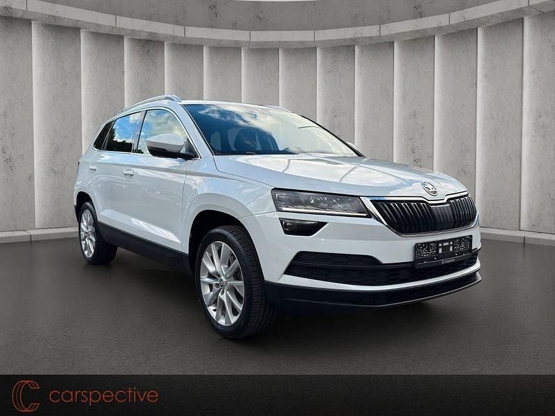 Weiß Gebraucht 2018 Skoda Karoq Style SUV | 15.990 € (Guter Preis) - Bild 1/4