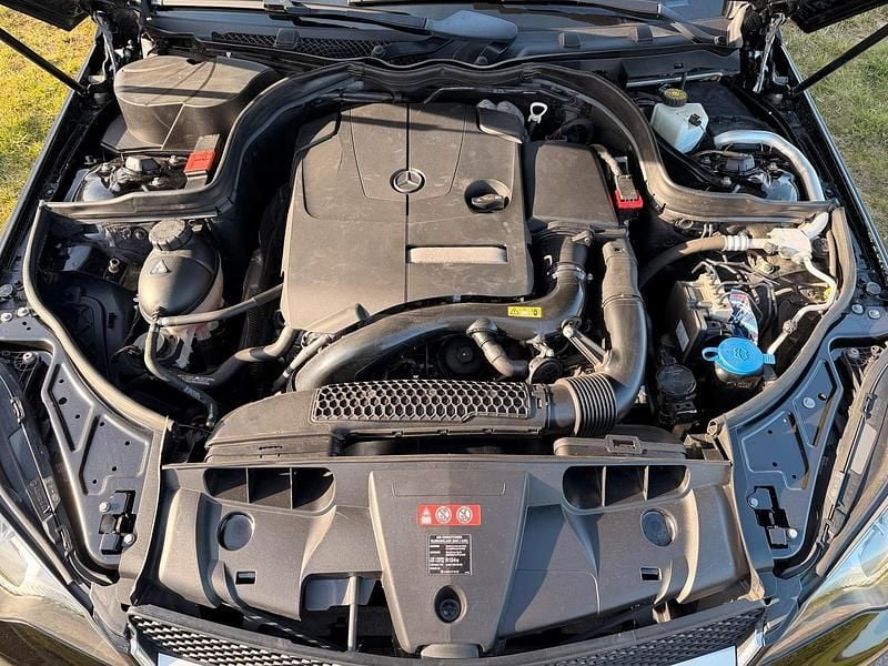 Second-hand Mercedes E200 185 CP (136 kW) 2014 Negru Cabrio