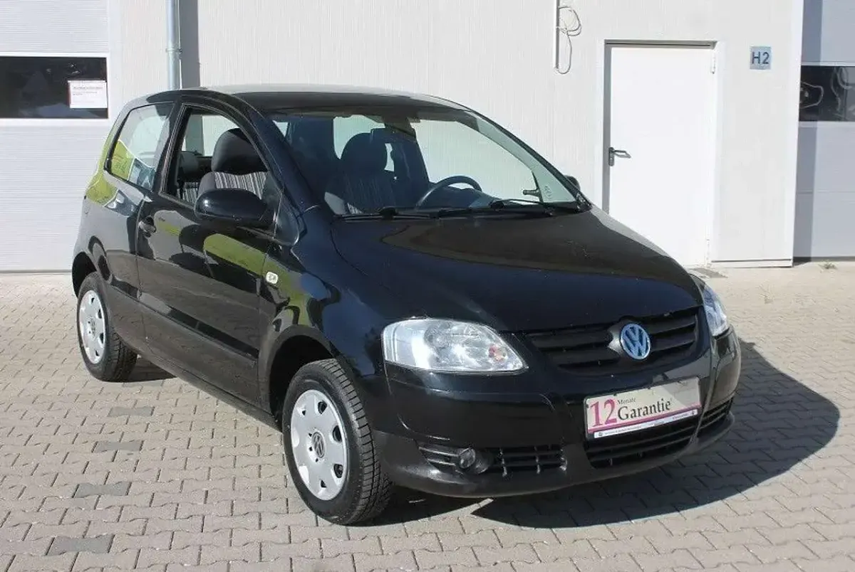 Używany VW Fox 54 KM (39 kW) 2006 Czarny Hatchback