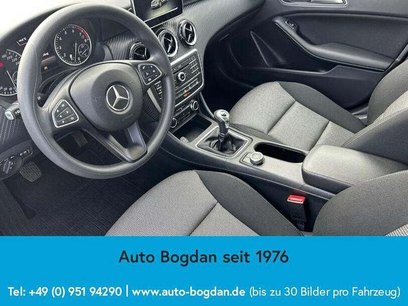 Gebraucht Mercedes GLA180 122 PS (89 kW) 2016 Schwarz SUV