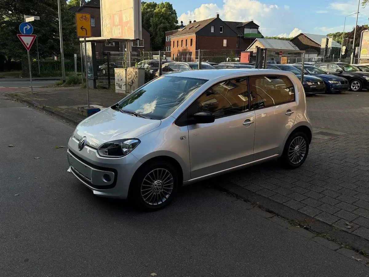 Gebraucht VW up! Cup 60 PS (44 kW) 2014 Silber Kleinwagen