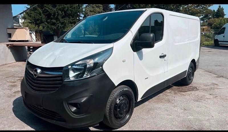 Weiß Gebraucht 2017 Opel Vivaro Van | 6.350 € (Superpreis) - Bild 1/4