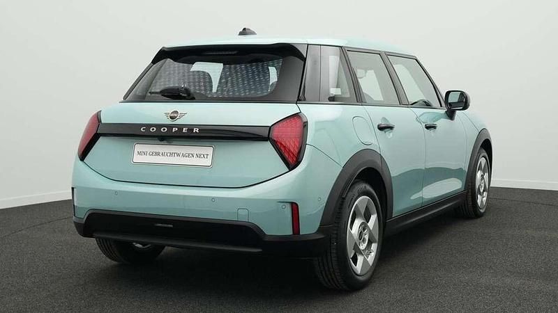 Gebraucht Mini Cooper Classic 156 PS (114 kW) 2024 Grün Kleinwagen