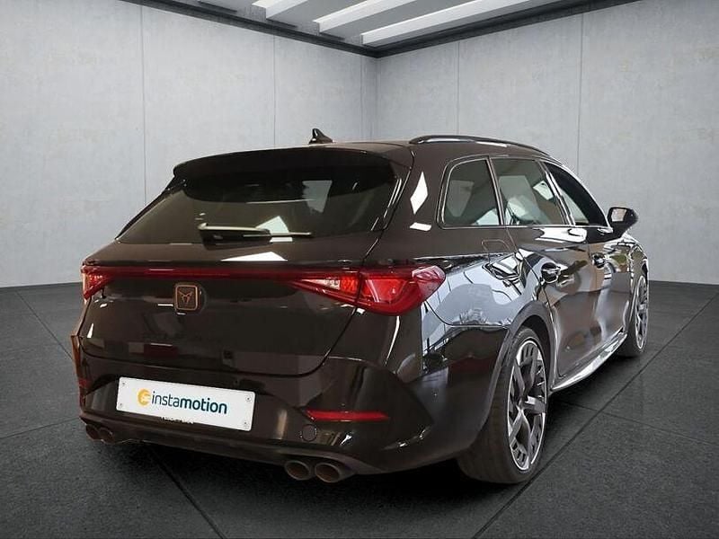 Second-hand Cupra Leon 310 CP (228 kW) 2022 Negru Break