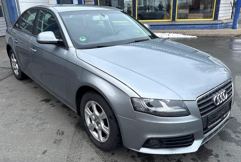 Gebraucht Audi A4 Sport 160 PS (117 kW) 2008 Grau Limousine