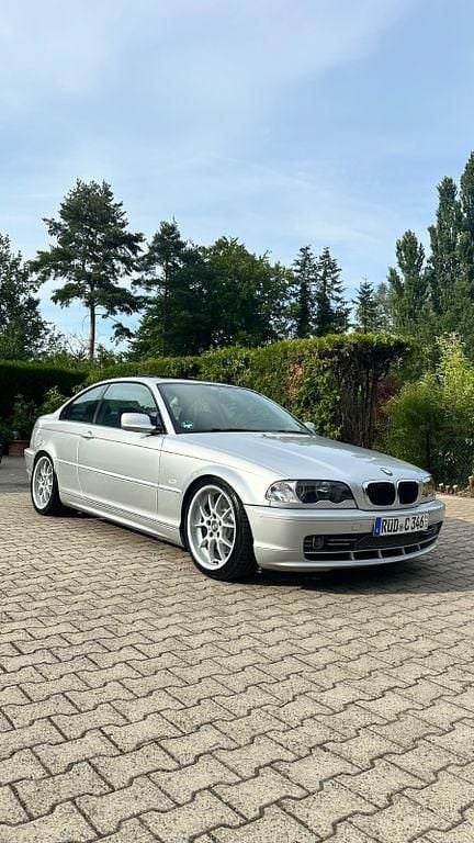 Gebraucht BMW 330 Performance 231 PS (169 kW) 2001 Silber Coupé