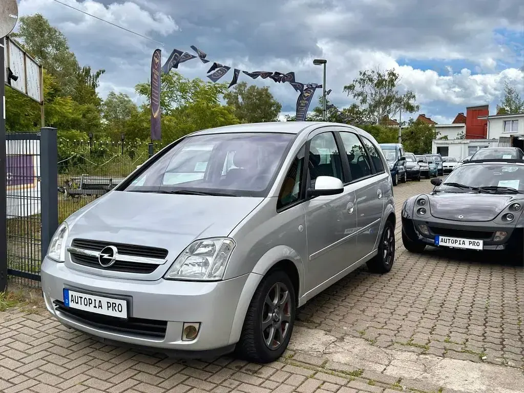 Gebraucht Opel Meriva Basis 101 PS (74 kW) 2005 Silber Van / Kleinbus