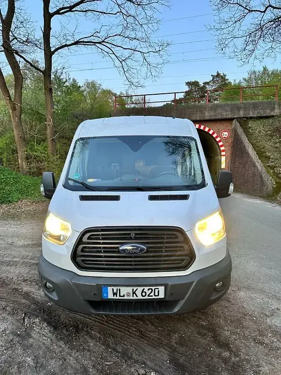 Gebraucht Ford Transit 170 PS (125 kW) 2017 Weiß Van / Kleinbus