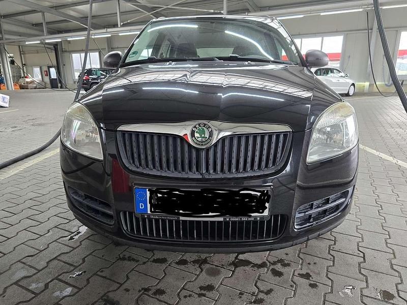 Schwarz Gebraucht 2009 Skoda Fabia Classic Kleinwagen | 5.000 € (Teuer) - Bild 1/4