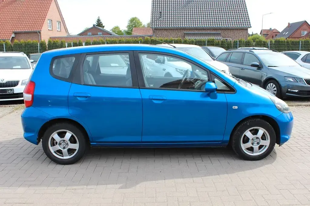 Occasion Honda Jazz Cool 77 ch (56 kW) 2005 Bleue Citadine