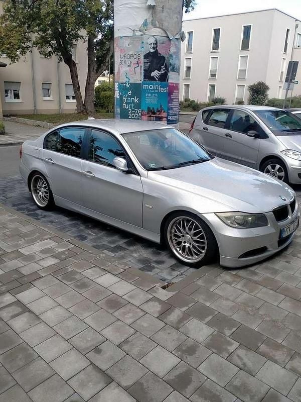 Gebraucht 2008 BMW 320 Limousine | 5.500 € - Bild 1/4