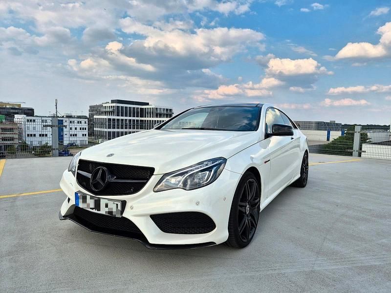 Weiß Gebraucht 2015 Mercedes E500 Coupé | 27.500 € (Fairer Preis) - Bild 1/4