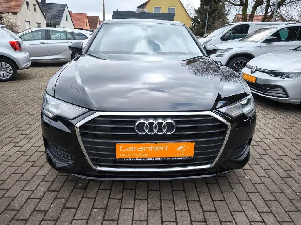Używany Audi A6 163 KM (119 kW) 2022 Czarny Sedan/Limuzyna
