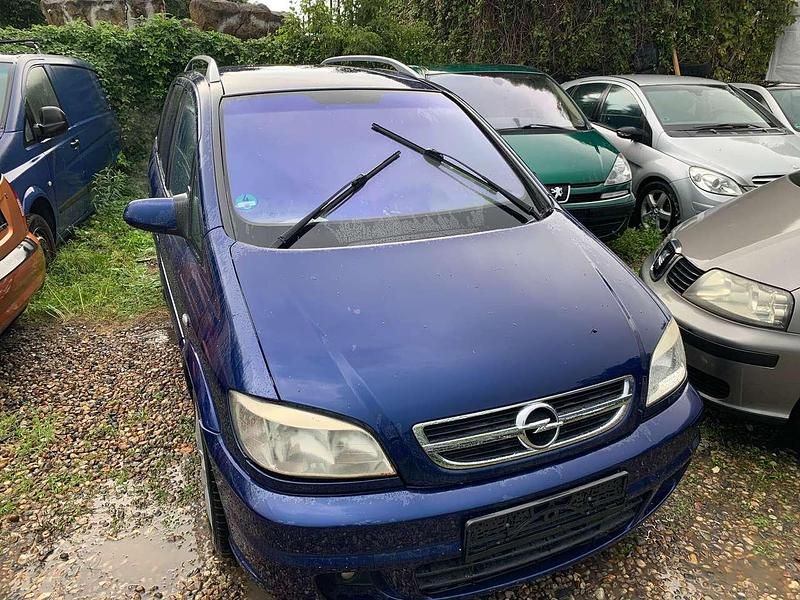 Gebraucht Opel Zafira Edition 147 PS (108 kW) 2004 Ultrablau mi2 Van / Kleinbus
