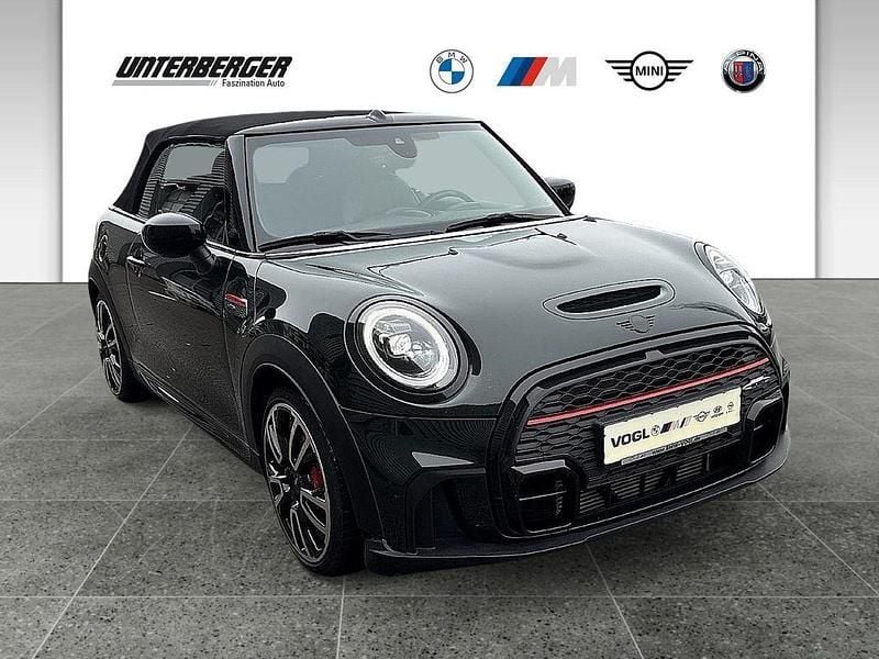 Gebraucht Mini John Cooper Works Cabriolet 231 PS (169 kW) 2022 Rebel green uni Cabrio