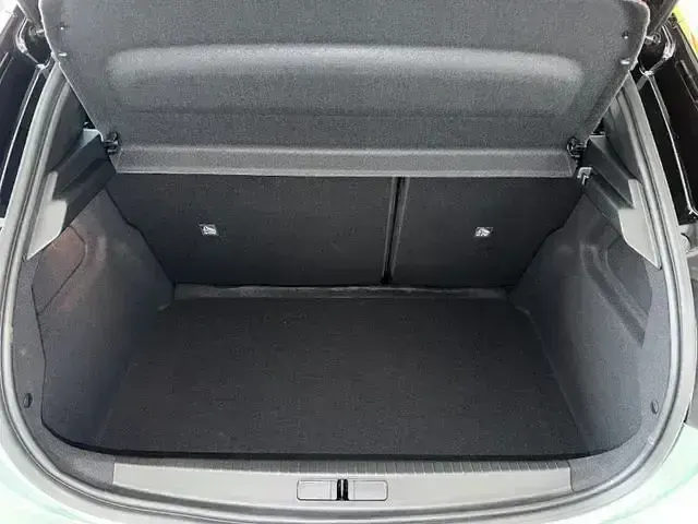 Gebraucht Opel Corsa 101 PS (74 kW) 2025 Grün Kleinwagen