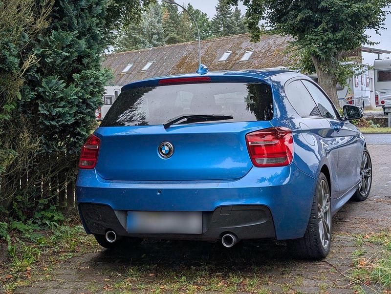 Gebraucht BMW M135 320 PS (235 kW) 2014 Blau Kleinwagen
