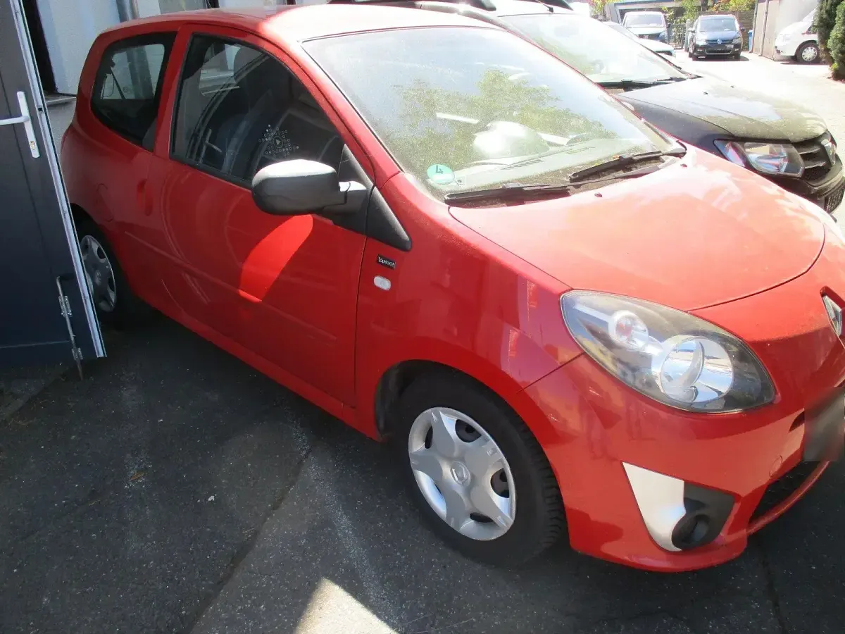 Usata Renault Twingo 75 CV (55 kW) 2011 Rosso Utilitaria