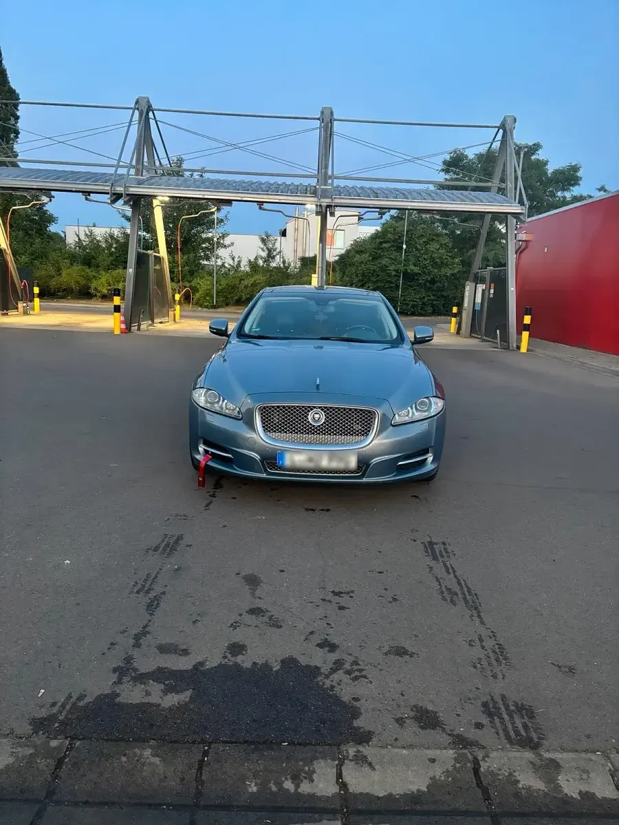 Gebraucht Jaguar XJ 274 PS (201 kW) 2013 Grün Limousine