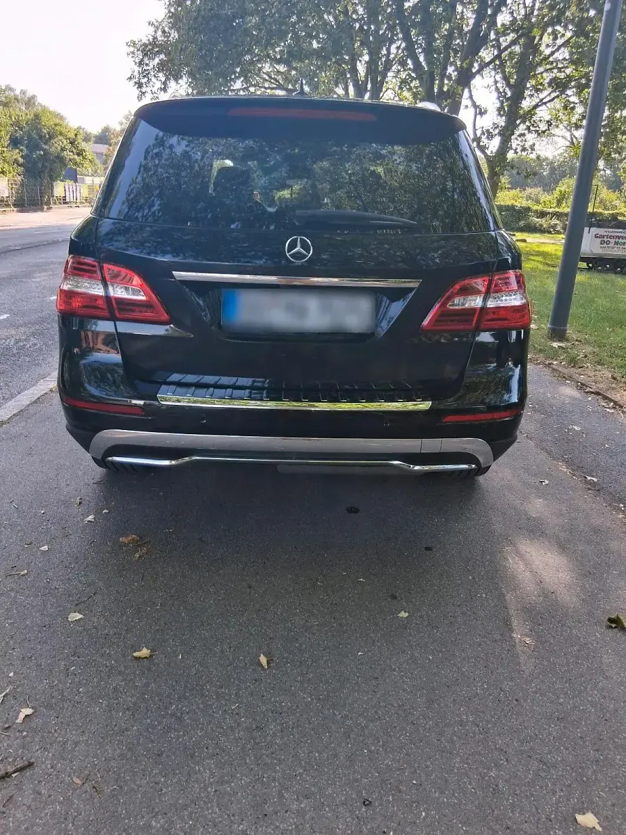 Gebraucht Mercedes ML350 258 PS (189 kW) 2015 Schwarz SUV