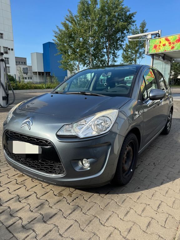 Grau Gebraucht 2011 Citroën C3 Kleinwagen | 4.199 € (Fairer Preis) - Bild 1/4