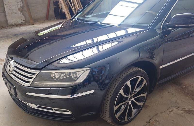 Schwarz Gebraucht 2012 VW Phaeton Limousine | 16.000 € (Teuer) - Bild 1/4