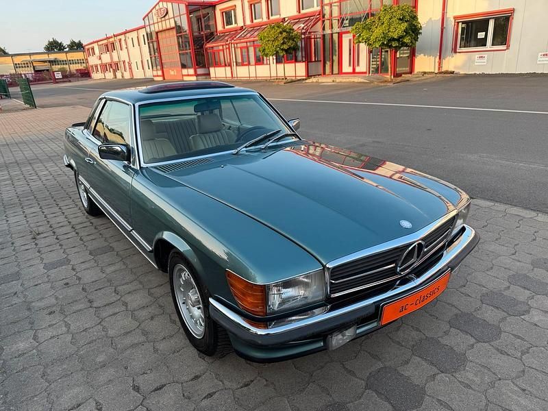 Gebraucht Mercedes 500 241 PS (177 kW) 1981 Grün Coupé