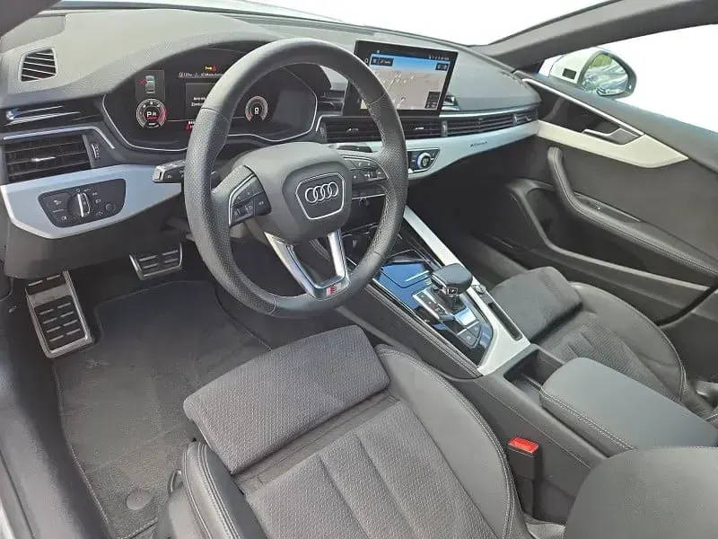 Gebraucht Audi A5 Sportback Advanced Plus 286 PS (210 kW) 2023 Weiß Kleinwagen