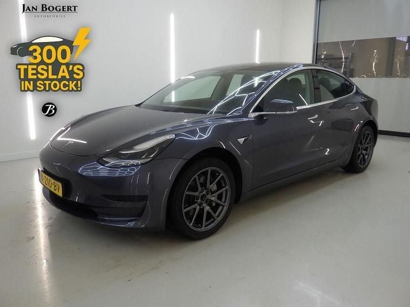 Gebraucht Tesla Model 3 Standard Range 225 kW (306 PS) 2020 Grau Limousine