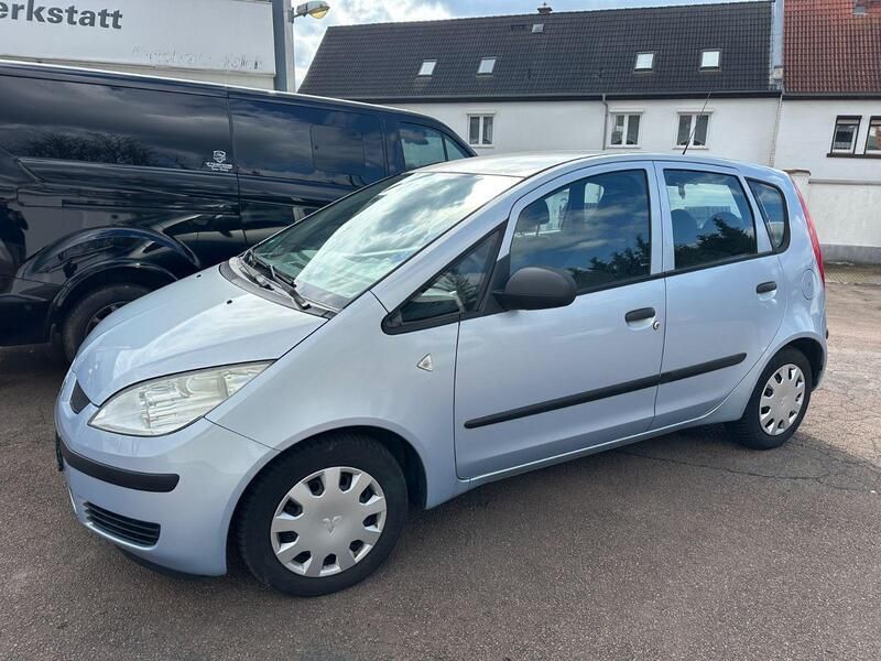 Blau Gebraucht 2005 Mitsubishi Colt Inform Kleinwagen | 3.299 € (Teuer) - Bild 1/4