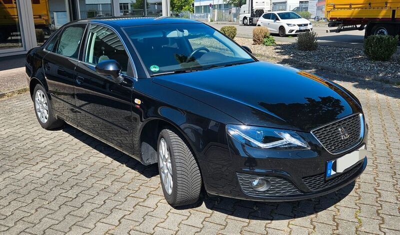 Schwarz Gebraucht 2013 Seat Exeo Style Limousine | 10.900 € (Teuer) - Bild 1/4